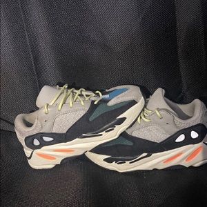 Yeezy 700 Wave Runner